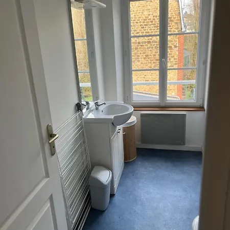 1 Neuf Centre Acces Facile Proche Gare Et Commodites *